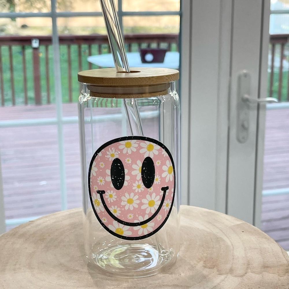 Smiley Face 16 oz Libbey Glass Cup